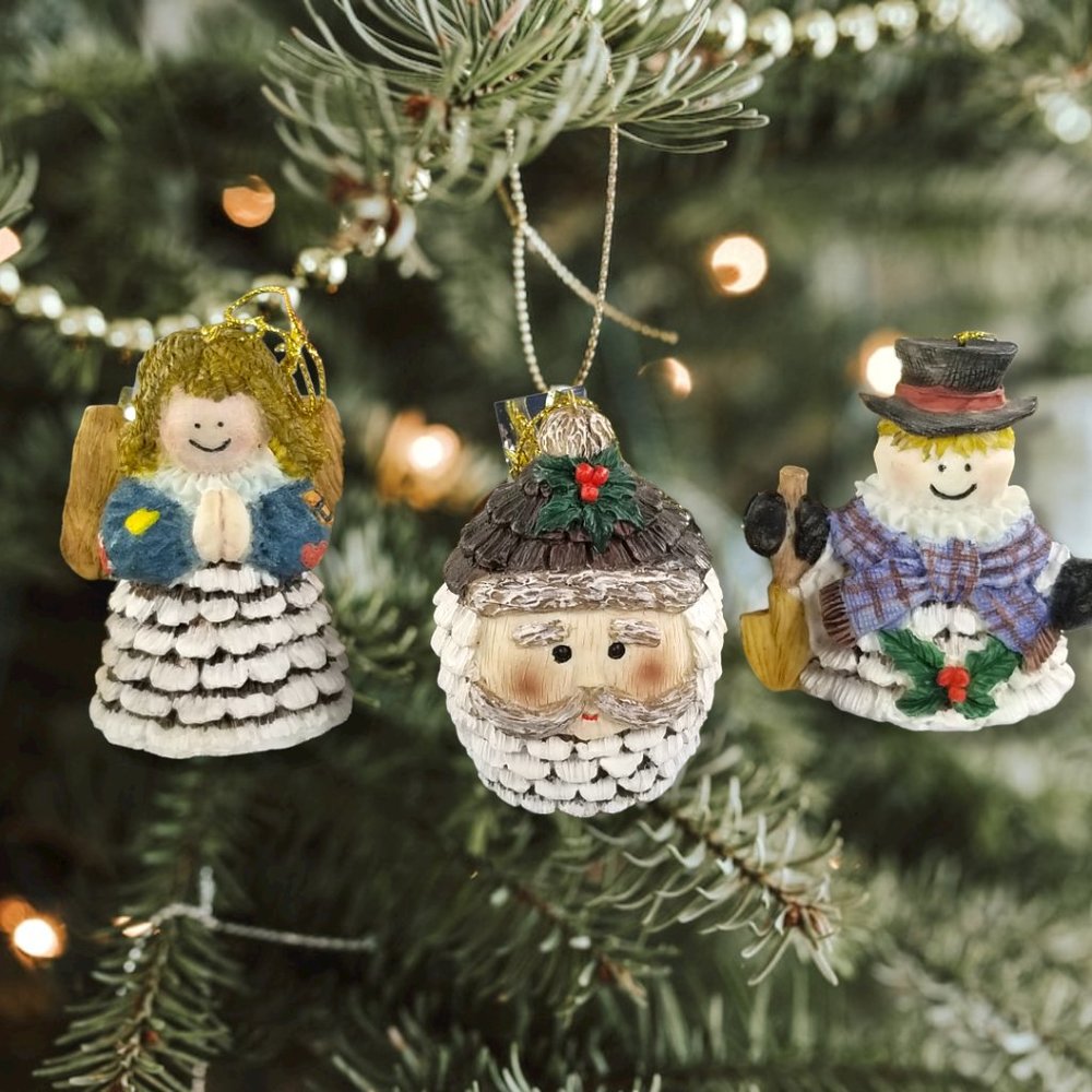Artesian Ornaments Christmas Around the World Pinecone Friend House of Lloyd - Picture 1 of 16